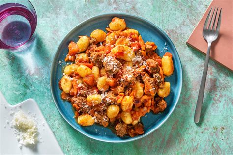 Gnocchi alla Bolognese - calories, carbs, nutrition