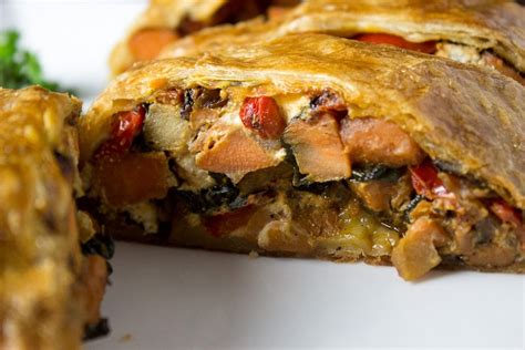 Goat Cheese and Red Pepper Strudel - calories, carbs, nutrition