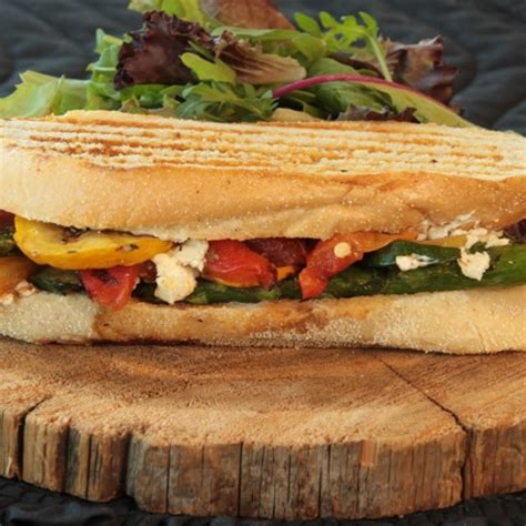 Goat Cheese Vegetable Sandwich (16339.1) - calories, carbs, nutrition