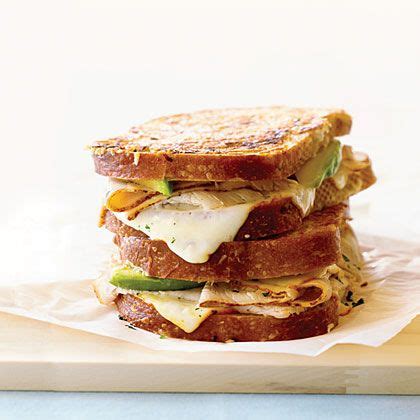 Golden Gate Grilled Cheese - calories, carbs, nutrition