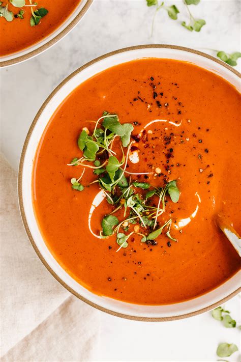 Grecian Roasted Pepper & Tomato Soup - calories, carbs, nutrition