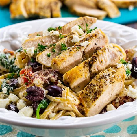 Greek Chicken Pasta - calories, carbs, nutrition