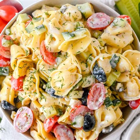 Greek Tortellini Salad - calories, carbs, nutrition