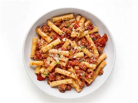 Greek Ziti with Lamb Ragu - calories, carbs, nutrition