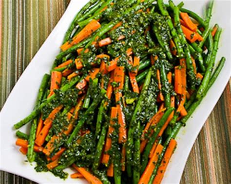 Green Beans French Cut & Carrots Steamed 4 oz - calories, carbs, nutrition