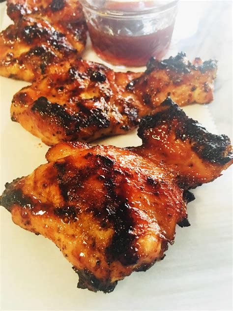 Grid Chicken Wings Boneless Sriracha BBQ Choice Sauce 6 EA - calories, carbs, nutrition