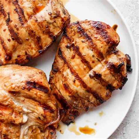 Grilled Chicken Breast - Basic - calories, carbs, nutrition