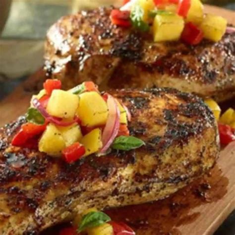 Grilled Chicken Breast with Fruit Salsa - calories, carbs, nutrition