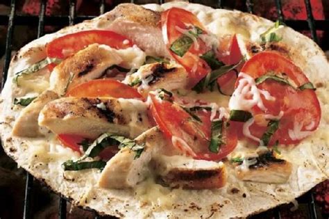 Grilled Chicken Pizza, 8" - calories, carbs, nutrition