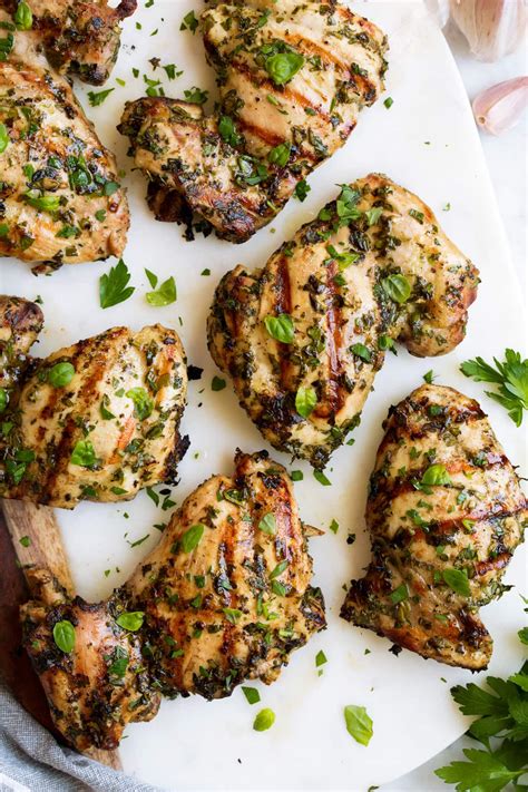 Grilled Chicken with Thyme & Rosemary - calories, carbs, nutrition