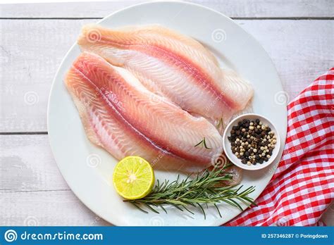 Grilled Lemon-Herb Striped Pangasius - calories, carbs, nutrition