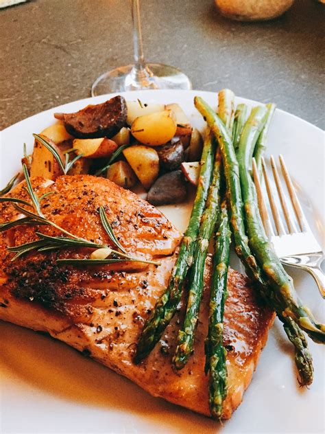 Grilled Miso Salmon with Herbed Potatoes and Steamed Asparagus - calories, carbs, nutrition