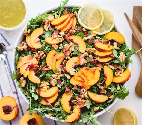 Grilled Peach Bacon & Pecan Salad (34470.0) - calories, carbs, nutrition