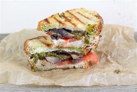 Grilled Portabello & Brie Panini (32508.0) - calories, carbs, nutrition