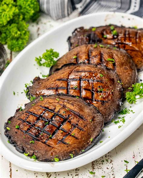 Grilled Portobello Mushrooms, Charbroiled - calories, carbs, nutrition