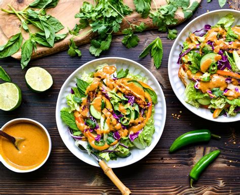 Grilled Red Curry Chicken Salad - calories, carbs, nutrition