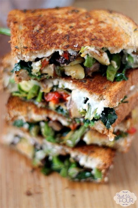 Grilled Roasted Vegetable Sandwich - calories, carbs, nutrition