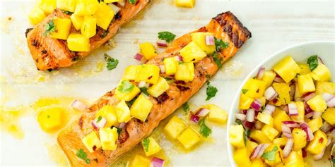 Grilled Salmon with Pineapple Salsa - calories, carbs, nutrition