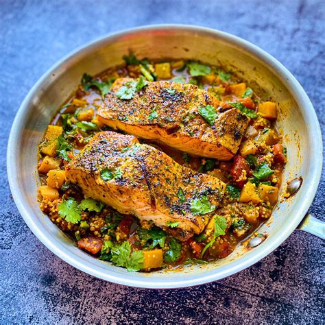 Grilled Sweet Chilli Salmon with Mediterranean Vegetables & Cous Cous - calories, carbs, nutrition