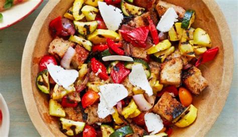 Grilled Vegetable and Bread Salad - calories, carbs, nutrition