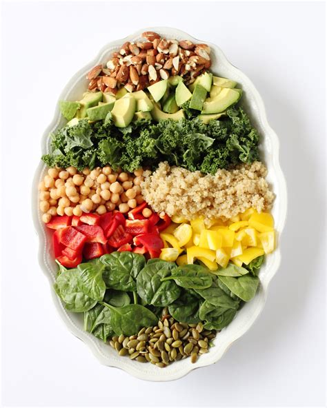 Half Spinach Power Salad - calories, carbs, nutrition