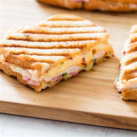 Ham Pepperjack Panini with French Fries and a 20oz Fountain Beverage - calories, carbs, nutrition