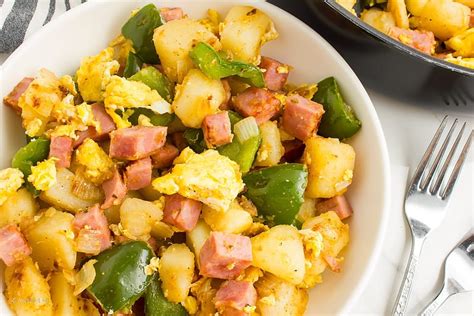 Ham & Potato Egg Skillet - calories, carbs, nutrition