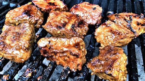 Harissa-Marinated Top Sirloin Tips - calories, carbs, nutrition