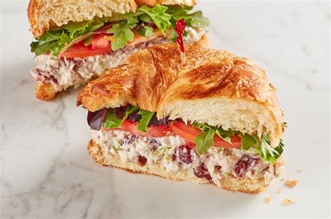 Harvest Chicken Salad Sandwich with Seedless Grapes - calories, carbs, nutrition