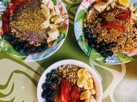 Hawaiian Breakfast Bowl - calories, carbs, nutrition