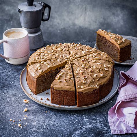 Hazelnut Coffee Cake - calories, carbs, nutrition