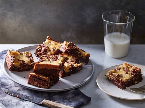 Hazelnut Cream Cheese Brownies - calories, carbs, nutrition