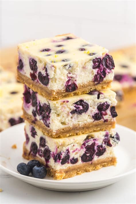 Honey Blueberry Cheesecake Bar - calories, carbs, nutrition