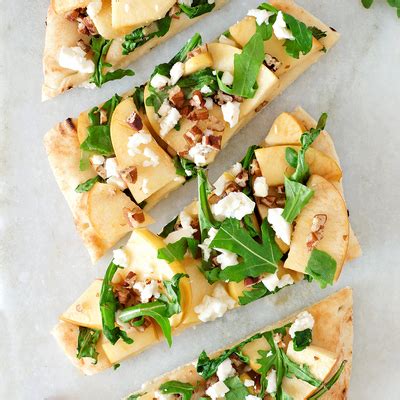 Honey Pecan Turkey & Arugula Flatbread - calories, carbs, nutrition