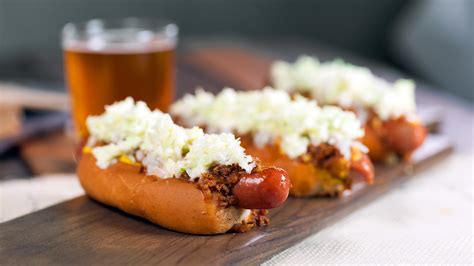 Hot Dogs with Slaw and Chili - calories, carbs, nutrition