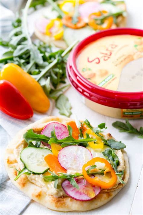 Hummus & Roasted Vegetable Flatbread - calories, carbs, nutrition