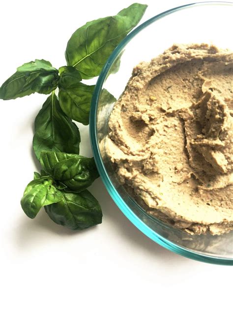 Hummus with Basil - calories, carbs, nutrition