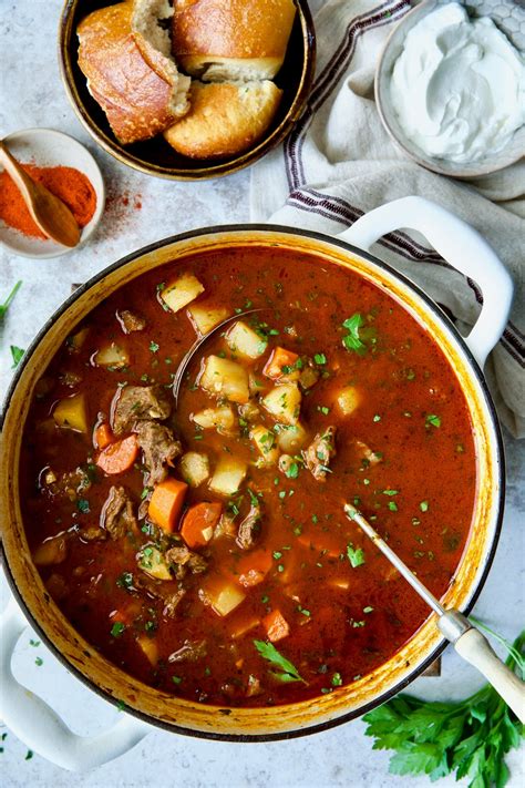 Hungarian Goulash Soup - calories, carbs, nutrition