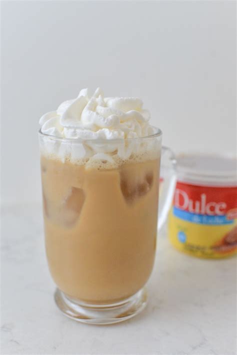 Iced Dulce de Leche Latte - Grande - Whole Milk - No Whipped Cream - calories, carbs, nutrition