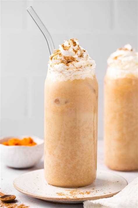 Iced Pumpkin Spice Latte - Grande - Whole Milk - With Whipped Cream - calories, carbs, nutrition