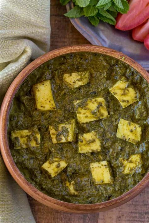 Indian Stewed Dal with Spinach and Paneer, Roasted Peanuts, Basmati Rice, Green Beans, Naan (600VEG) - calories, carbs, nutrition