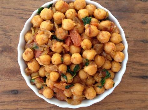 Indian-Style Garbanzo Beans - calories, carbs, nutrition