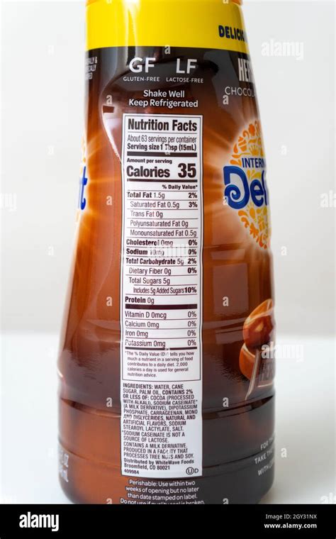 International Delight-Hershey's Chocolate Caramel - calories, carbs, nutrition