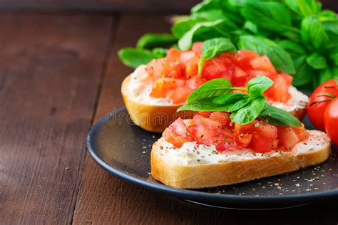 Italian Bruschetta - calories, carbs, nutrition