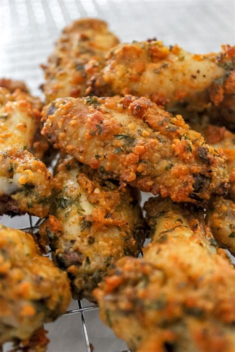 Italian Herb & Parmesan Chicken Wings - calories, carbs, nutrition