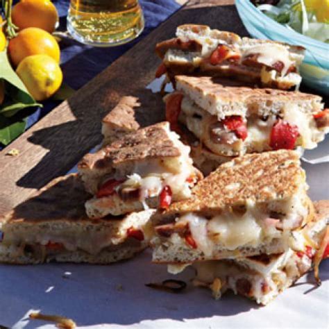 Italian Sausage and Pepper Panini - calories, carbs, nutrition