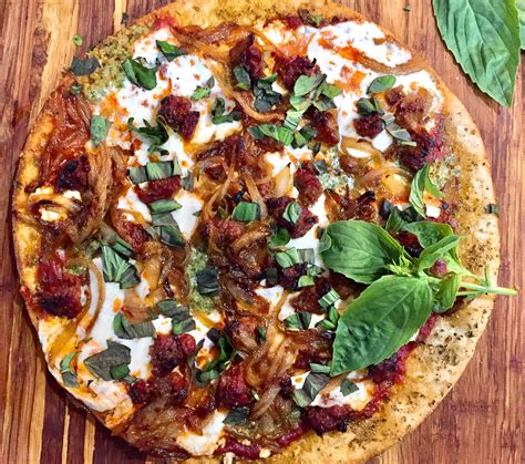 Italian Sausage and Pesto Pizza - calories, carbs, nutrition