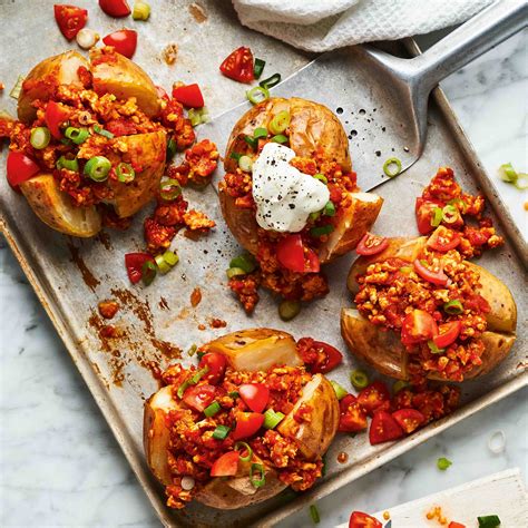 Jacket Potato with Turkey Provencale - calories, carbs, nutrition
