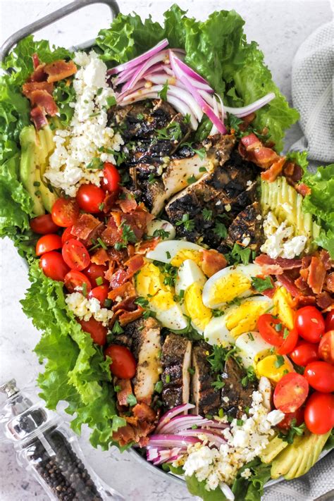 Jerk Chicken & Avocado Cobb Salad - calories, carbs, nutrition