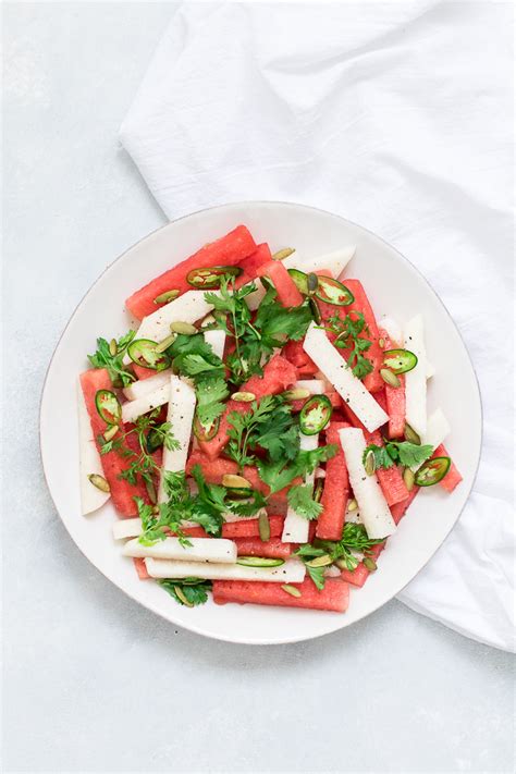 Jicama salad - calories, carbs, nutrition